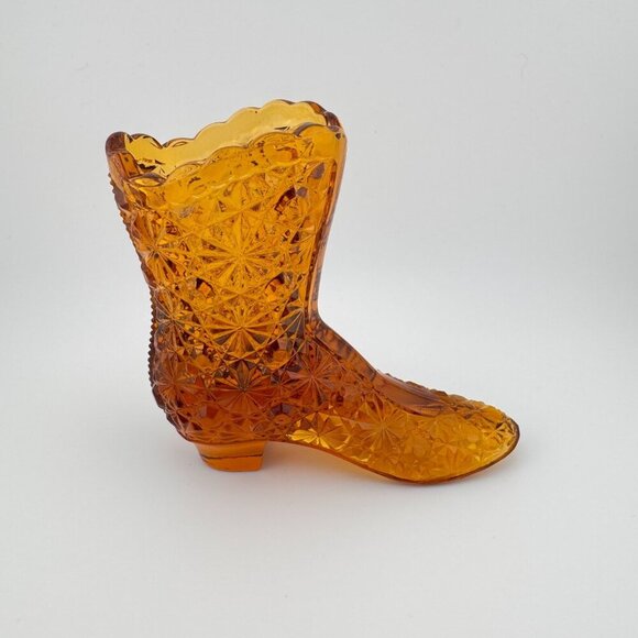 Vintage Fenton Glass Amber Daisy & Button Boot with Scalloped Edge 4" - Picture 2 of 7